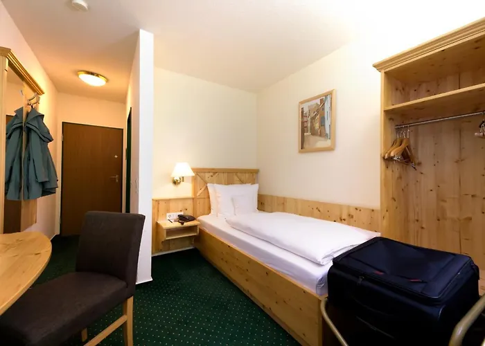 Hotel Parkhotel Hammerberg 4*